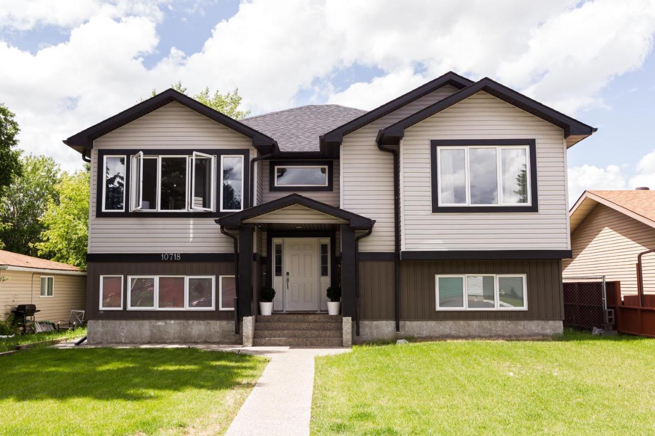 Executive Home - Long Stays Welcome - Garage Parking - Free Wifi & Netflix Edmonton Kültér fotó
